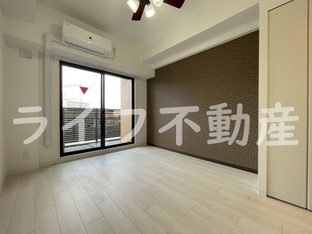 Luxe布施東2の洋室|きれいな洋室です