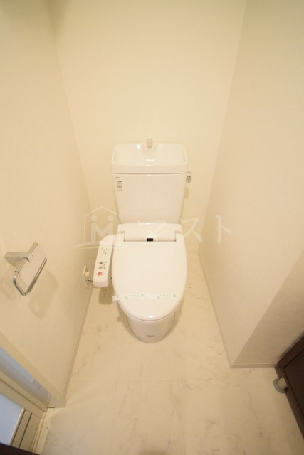 アーデン京町堀イーストのトイレ