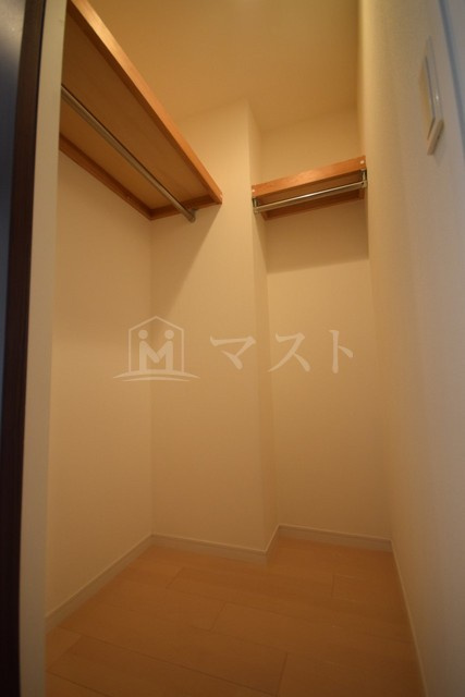 アーデン京町堀イーストの収納