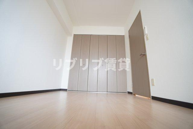 シャトーイノハナの洋室