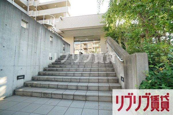 シャトーイノハナのエントランス