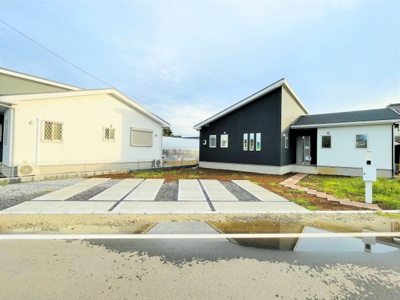 【駐車場】 | つくば市前野1期　1号棟　新築戸建 | カースペースは並列3台可能です！