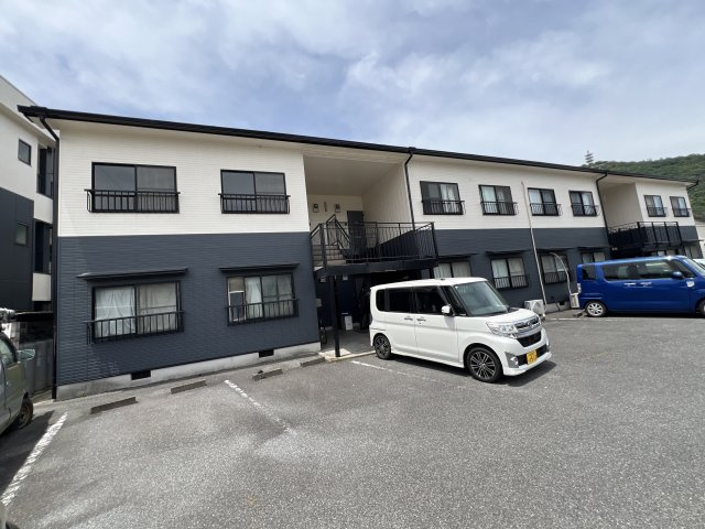 メゾンエルムの外観