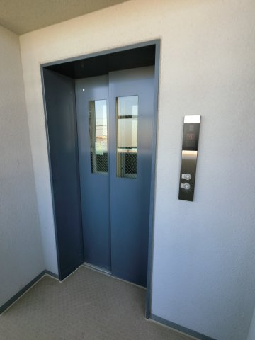 ミツヤ富浜マンションのバルコニー
