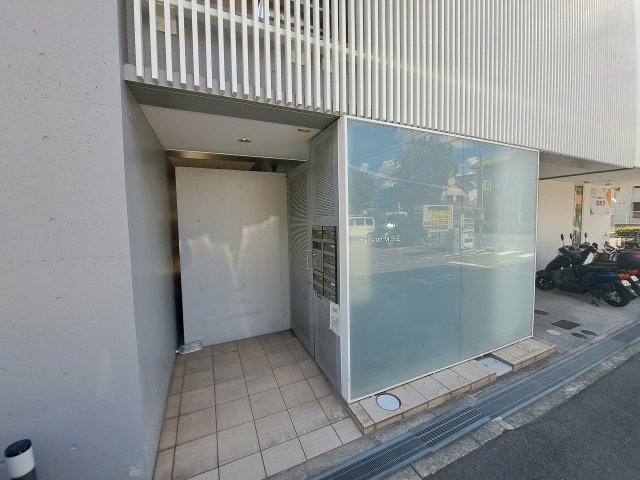 mansion MSEのエントランス