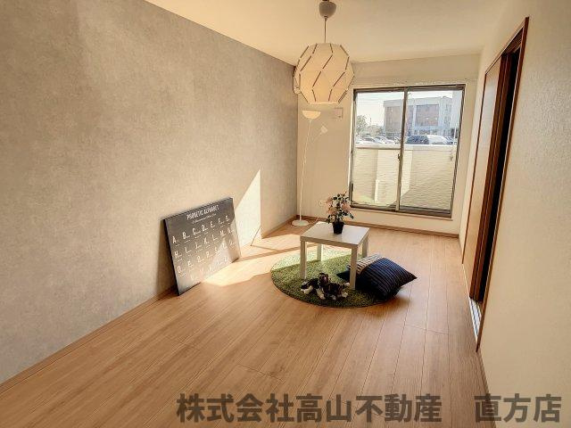 Prevoyance直方駅前の居間・リビング