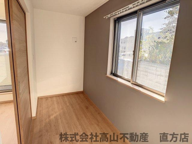 Prevoyance直方駅前の洋室