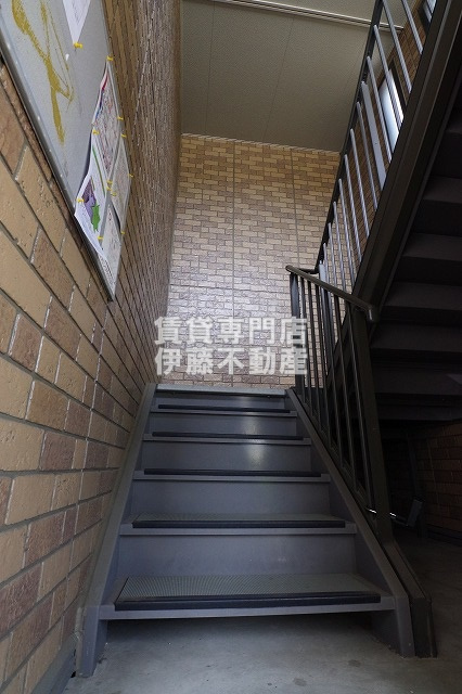 マノワール E・Yのロビー