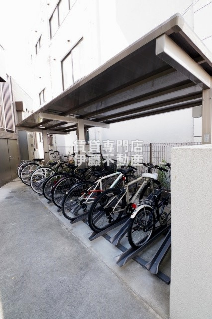 ミライエAの駐車場