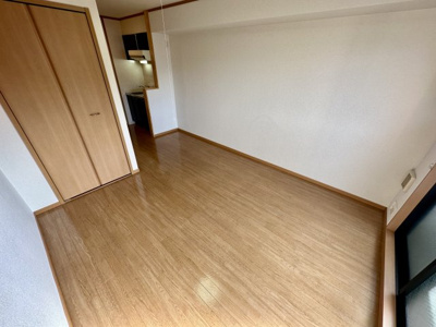 【洋室】 | 鈴蘭ハイツ