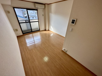 【寝室】 | 鈴蘭ハイツ