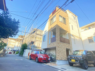 【前面道路含む現地写真】