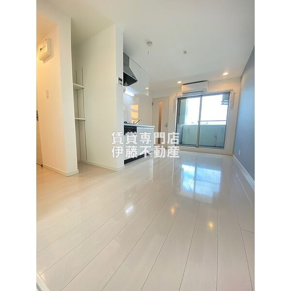 ネマーレ大曽根の居間・リビング