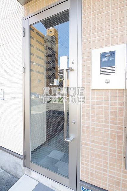 ネマーレ大曽根のエントランス