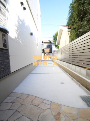 フジパレス住吉長居Ⅰ番館のロビー|ゆとりのあるロビーです