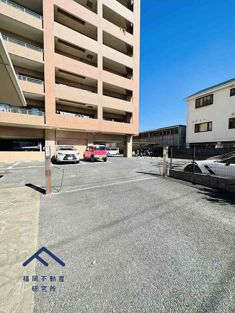 アンピール松島Ⅱの駐車場