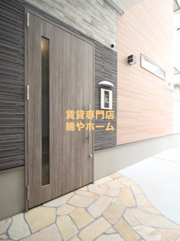フジパレス加賀屋Ⅰ番館のエントランス|清潔なエントランスです