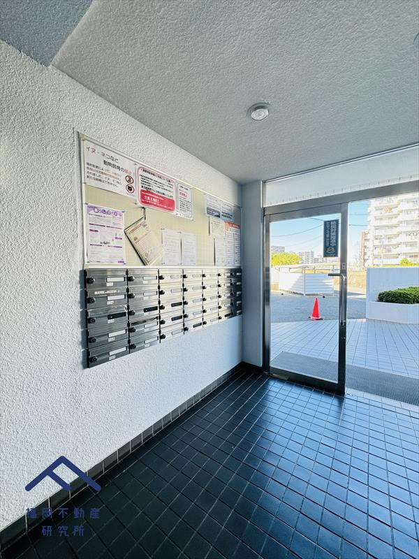 ウイング藤崎のエントランス