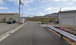 【前面道路含む現地写真】