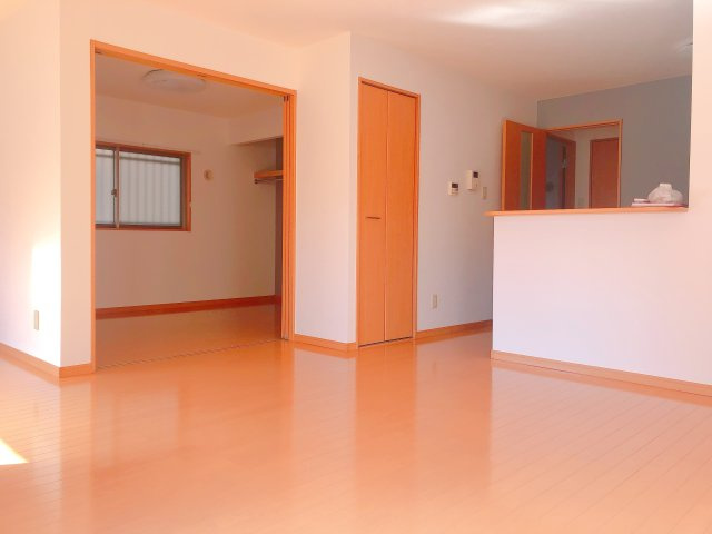 マナーコートの居間・リビング