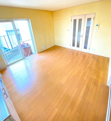 【居間・リビング】 | 東大阪市上四条町　中古戸建駐車場１台付き