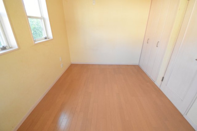 【洋室】 | 東大阪市上四条町　中古戸建駐車場１台付き