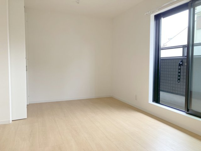 【洋室】 | Living Life NAGASE EASTⅡ