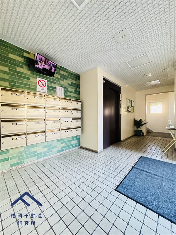 鳥飼リバーハイツのエントランス