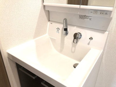 【独立洗面台】 | メルヴェーユ　チーヨ