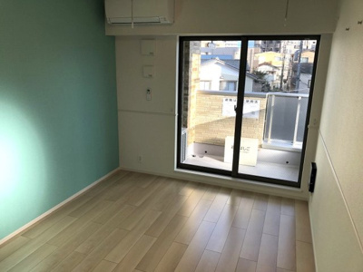 【洋室】 | メルヴェーユ　チーヨ