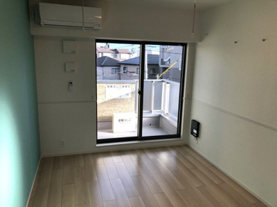 【洋室】 | メルヴェーユ　チーヨ