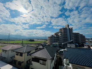 【展望】 | 目の前に遮る建物がないので眺望良好♪緑と青空、都心と自然が調和する景色を是非楽しんで下さい♪