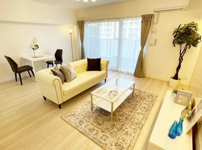 【居間・リビング】 | プレジオ江坂ROUGE | モデル