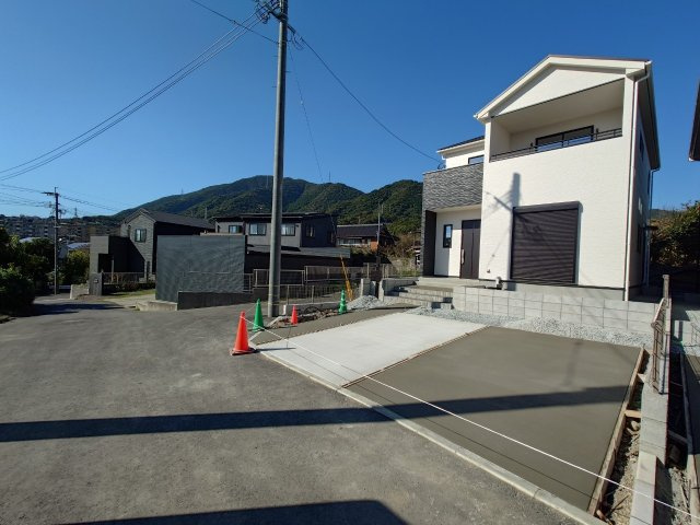 ーFITーフィットー小倉南区沼本町２丁目1期　【小倉南区　新築戸建て】の前面道路含む現地写真|交通量も少なく駐車しやすい♪　　【小倉南区　新築戸建て】