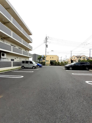 【駐車場】 | サクシード司 | 駐車場があります