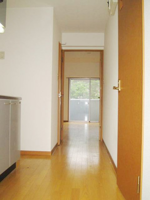 【玄関】 | フェリエ博多 | 別号室の写真になります。現況優先。