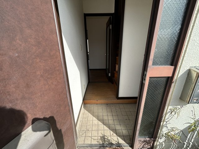 赤石パルメゾンの玄関