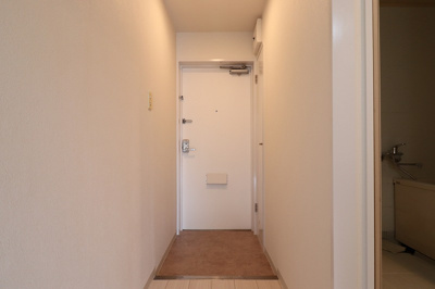 【玄関】 | リベラルパレス城東B棟