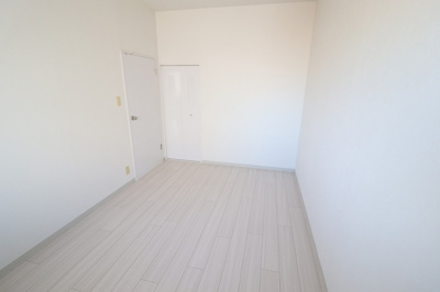 【洋室】 | リベラルパレス城東B棟