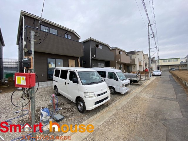 東村山市久米川町　新築4棟の前面道路含む現地写真