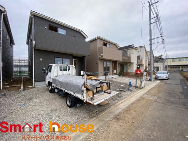 東村山市久米川町　新築4棟の前面道路含む現地写真