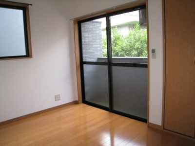 【居間・リビング】 | ケェイ井尻 | 別号室の写真になります。現況優先。