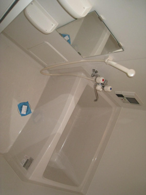 【浴室】 | ケェイ井尻 | 別号室の写真になります。現況優先。