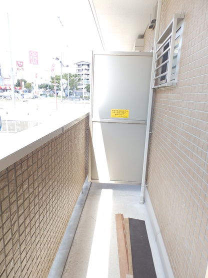 【バルコニー】 | ラヴィトピア新町 | 陽当たり良好なバルコニーです