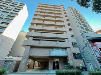 【外観】 | 【サンシャイン高宮駅前】２０２３年8月、リフォーム完成いたしました♪少しでも気になる方はすぐにご連絡ください。住宅ローン・その他ご質問等いつでもお待ちしております。