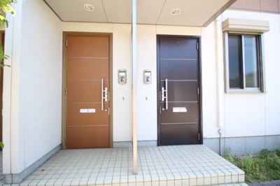 【エントランス】 | ラ・ルミエール　A棟
