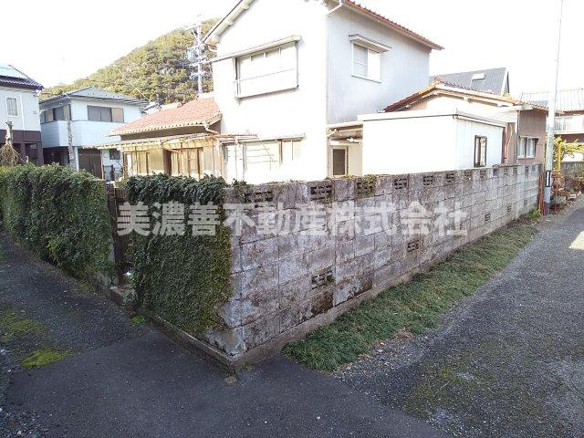 ６１９７２　岐阜市岩崎土地の外観