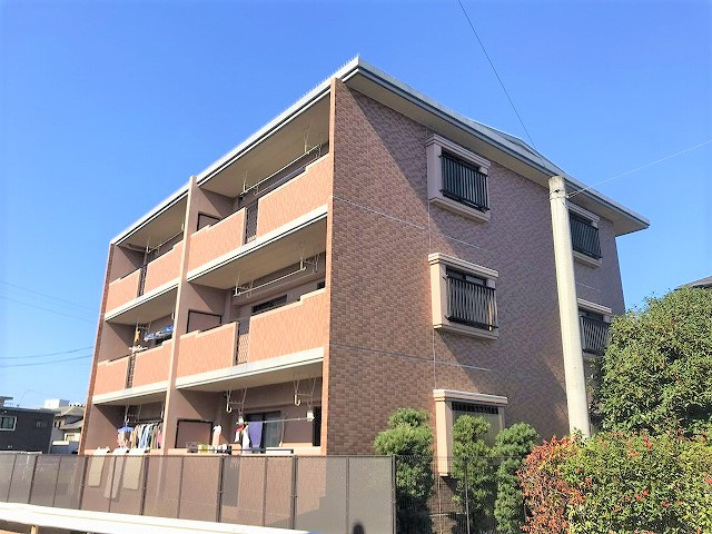 エスト壱番館の外観