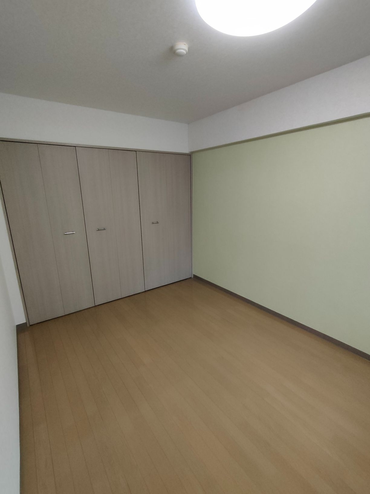 フレイグラントオリーブの寝室