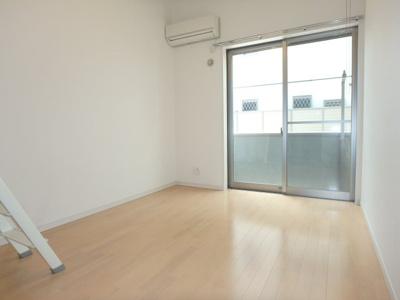 【居間・リビング】 | モンステラみのわ | 現況と違う場合がございます